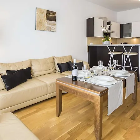 Apartment Vacationclub - Diune 24